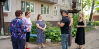 Запах в подъезде и мусор во дворе: СР добивается решения проблемы - Справедливая Россия