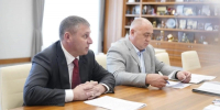 Врио губернатора Александр Шуваев подвёл итоги рабочей встречи с министром строительства РФ - Сетевое издание Наша жизнь