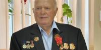 Благочинный Людиновского округа поздравил с юбилеем  полного кавалера Орденов Славы, почётного гражданина города Людиново - Козельская епархия
