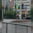 Пляски под запретом: тюменка танцевала под дождём на оживлённом перекрёстке - MegaTyumen.Ru