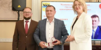 Главный врач больницы Пирогова Денис Дурченков удостоен почетного звания «Заслуженный работник здравоохранения города Оренбурга» - ГКБ им. Н.И. Пирогова