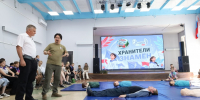 Бадма Башанкаев и Леонид Дежурный провели мастер-класс в лагере "Алые паруса" - ИА Eaomedia.Ru