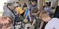 В Красноярске сотрудники ОМОН Росгвардии познакомили воспитанников православного семейного клуба со своей службой - Росгвардия