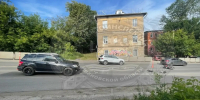 В Иванове пожилой мопедист попал под Mercedes-Benz в Фабричном проезде - Известно.ру