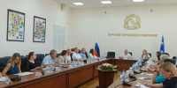 В Курске семьи участников СВО могут заключить соцконтракт без учета доходов - Городские Известия