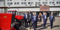 Дагестанская делегация обсудила открытие дилерского центра МТЗ на встрече в Минске - Дагестанская правда
