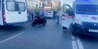 (фото) В Самаре мотоциклиста госпитализировали после столкновения с «Газелью» - TltGorod.Ru