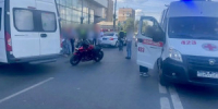 25 июня водитель автобуса ГАЗель на улице Авроры в Самаре допустил столкновение с мотоциклом Kawasaki - НИА Самара