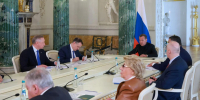 Дмитрий Медведев провел заседание по подготовке к празднованию 250-летия Павловска - Spbdnevnik.ru