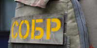 При силовой поддержке СОБР Росгвардии в Свердловской области задержаны обвиняемые в похищении людей и вымогательстве - Росгвардия