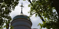Золото над городом: в Барнауле установили купол на благословленный патриархом собор. Фото - Сетевое издание Толк
