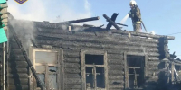 Ночной пожар в Магдагачах: огонь унес жизнь 63-летнего мужчины - gtrkamur.ru - ГТРК Амур