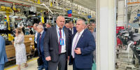 Брянские партийцы знакомятся с белорусским автопроизводством - Газета Брянские новости