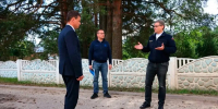 Георгий Филимонов проверил уборку и благоустройство в селе Липин Бор - OnlineVologda.Ru