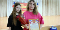 Жена участника СВО из Майкопского района получила благодарственное письмо из воинской части за доблестную службу ее супруга - Газета Маяк