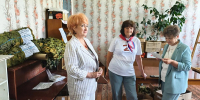 Ирина Солнцева обсудила с волонтерами Поспелихинского района меры поддержки бойцов СВО - Законодательное Собрание
