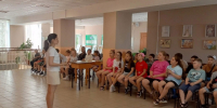 В завершение работы летних площадок в детской библиотеке прошел час развлечений «Летние забавы».. - Администрация г. Клинцы