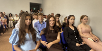 Выпускники 2026 года получили долгожданные аттестаты - Администрация г. Барнаул
