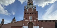 Выпускнику Ангарской школы вручили диплом победителя международной акции "Диктант Победы" - IrkutskMedia.Ru