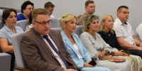 Торжественные мероприятия, посвященные вручению аттестатов выпускникам, прошли в школах района - Администрация г. Барнаул