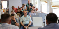 Встретился с жителями Суховской территории. - Администрация Кемеровского района