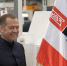 Автозавод "Урал" установил на фасад орден Александра Невского, полученный от Путина - HorNews.Com