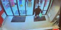 47-летний мужчина устроил разбой в магазине в Ижевскевидео - Комсомольская Правда