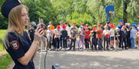 Юные куряне из детского лагеря познакомились с профессией полицейского. - Город Курск