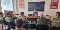 В управлении СОБР Росгвардии Севастополя состоялась встреча личного состава со священником - Севастопольское Благочиние