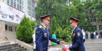 Руководитель регионального управления СК России вручил выпускникам профильных кадетских классов аттестаты об основном и среднем общем образовании - СУ СК РФ