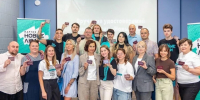 «Новые люди» в Московской области вручили партбилеты новым членам партии - Вести Подмосковья