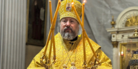 Епископ Вениамин совершил Божественную литургию в субботу 4-й седмицы по Пятидесятнице - Свято-Троицкая Александро-Невская Лавра