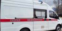 Пенсионерку с ожогами рук увезли от горевшего дома в Ушаках - 47 новостей