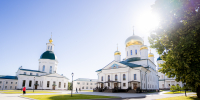 Управляющий Нижегородской епархией совершил Божественную литургию в Успенском монастыре – Саровской пустыни - Нижегородская епархия