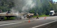 В Карелии на трассе загорелся грузовик с камнями - Gubdaily.Ru