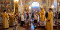 В канун Недели 4-й по Пятидесятнице епископ Мефодий совершил всенощное бдение в Кафедральном соборе Альметьевска - Альметьевская Епархия