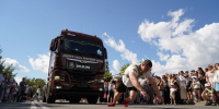 Шесть стронгменов соревновались в силовом шоу на День города в Вологде - OnlineVologda.Ru