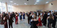 128 одиннадцатиклассников из 11 школ Карачевского района попрощались со школой, учителями.. - Администрация Карачевского района