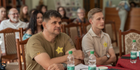 От инструкций по безопасности до книг 18+: в СахОУНБ прошел третий выпуск литературного стендапа - СахОУНБ