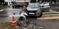 В Кирове водитель снес опору ЛЭП, пострадал пассажир - Свойкировский.рф
