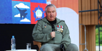 Военкор Алексей Ивлиев провел встречу с молодежью в Кудрово - Online47.Ru