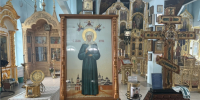 В кафедральный храм святителя Николая города Канаш принесена великая святыня Крест-мощевик с частицей Ризы Господней и ковчег с частицей мощей святой Матроны Московской - Канашская Епархия