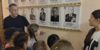 Воспитанники лагеря «Непоседы» посетили музей боевой славы - Газета Красносулинский вестник