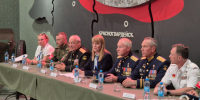 Участники автопробега «Города-герои – города Героев» встретились с ленинградской молодежью - ЛенТВ24