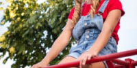 Следователи ХМАО ищут подростков, избивших на площадке 8-летнюю девочку - 2Goroda.Ru