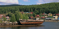 старое судно на берегу моря - ИА Nord-News.Ru