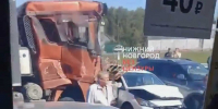Виновником ДТП с 17 машинами в Ольгине стал водитель грузовика - Сетевое издание Живем в Нижнем