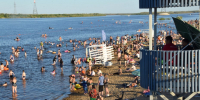 Городской пляж в Якутске: неплохо, но очень тесно - Якутия.Инфо