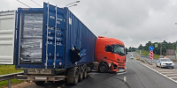 В Новгородской области две фуры не поделили трассу «Россия» - Газета Новгород