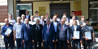 В Первомайском районе открыли обновленную Галерею почета - Законодательное Собрание